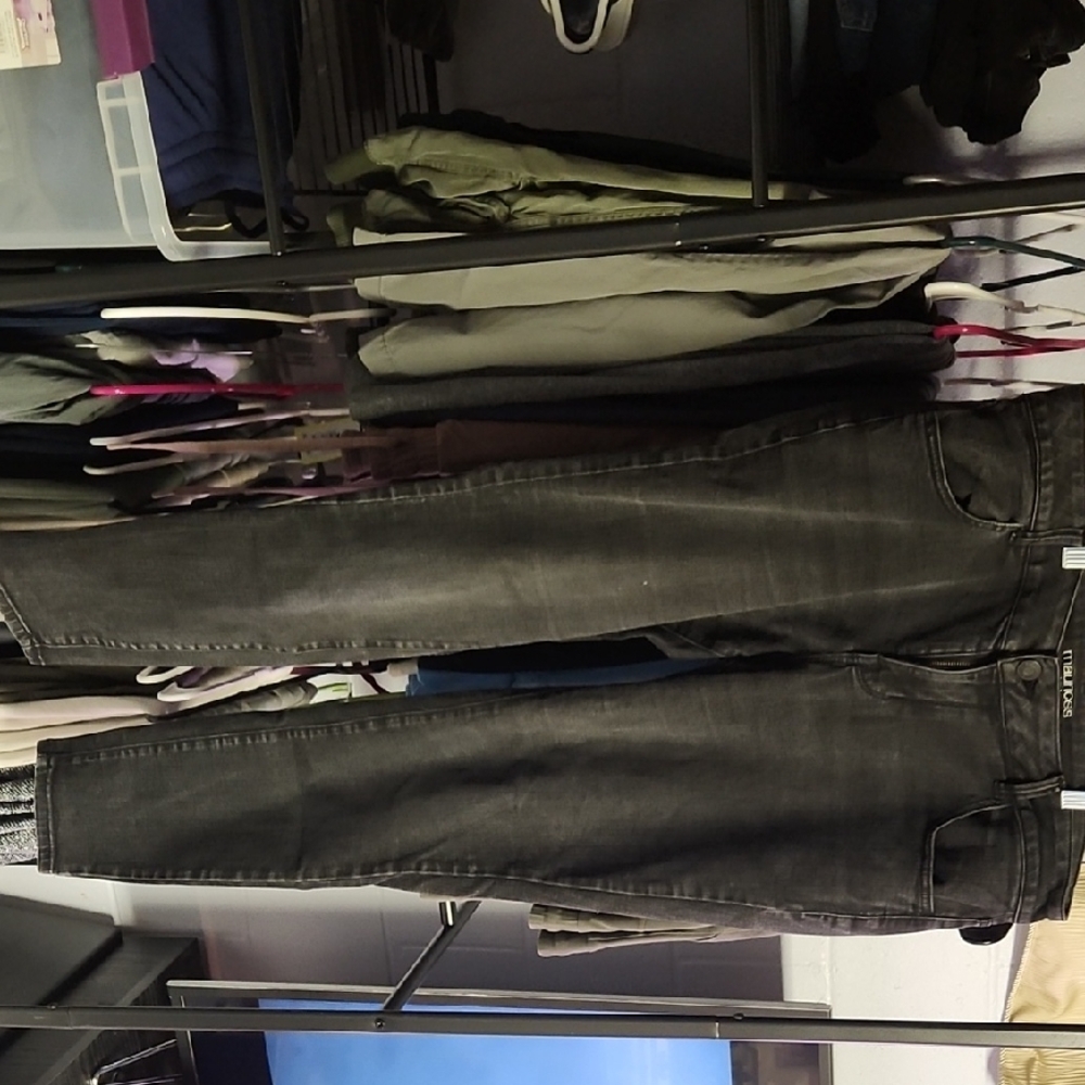 Maurices Charcoal Skinny Jeans